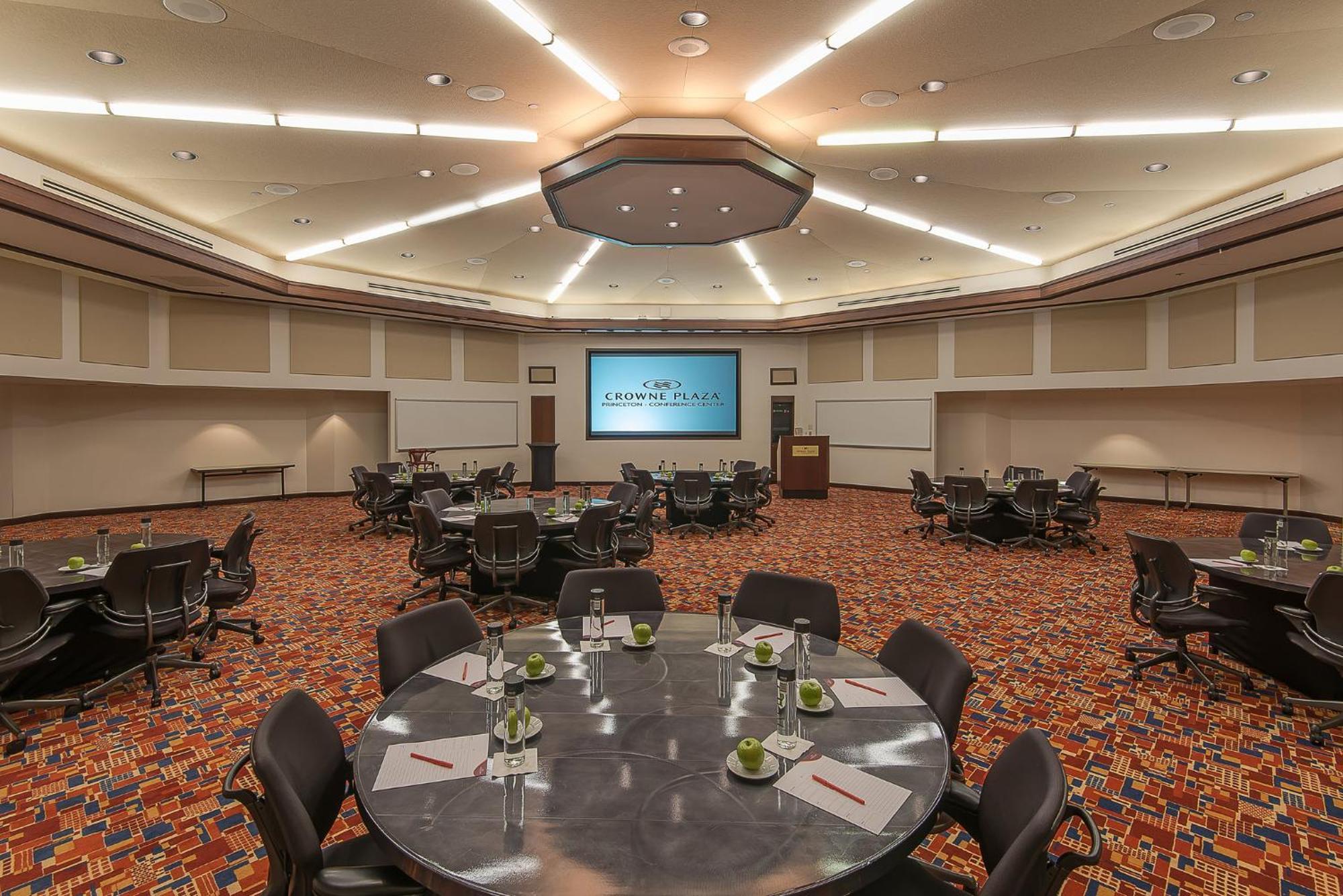 Crowne Plaza Princeton - Conference Center By Ihg Kültér fotó