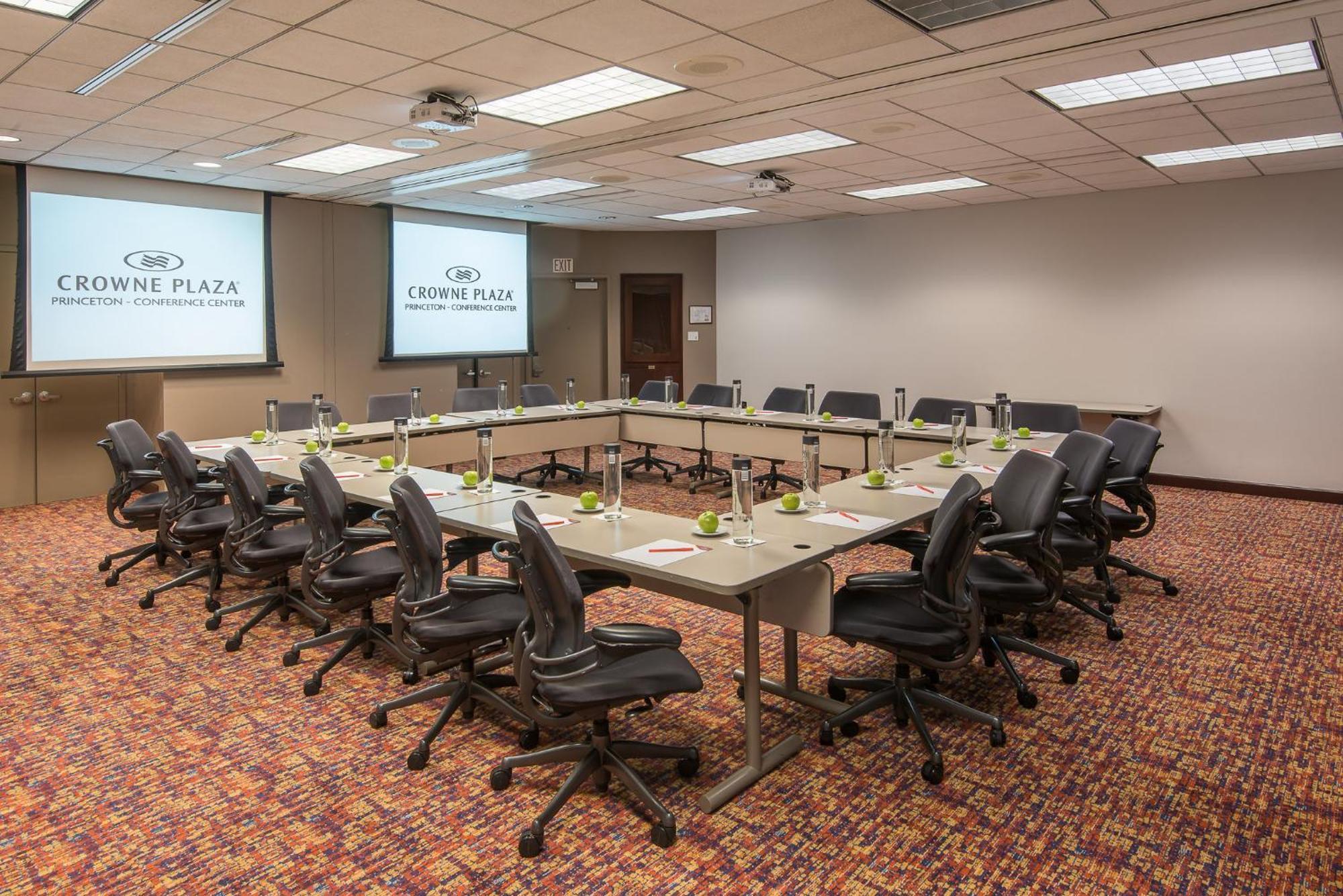 Crowne Plaza Princeton - Conference Center By Ihg Kültér fotó